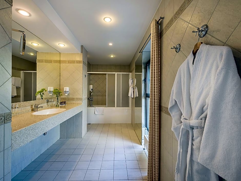 Grata by Centrum Hotels