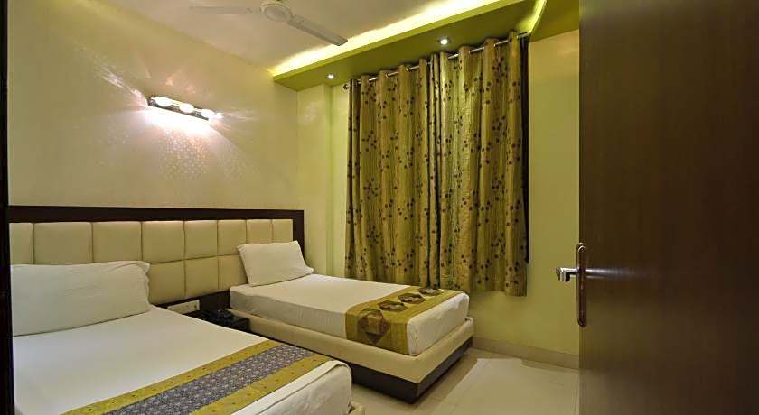 Hotel Central Residency