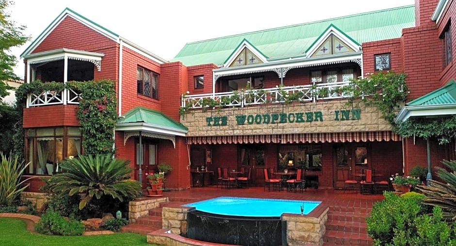 The Woodpecker Inn