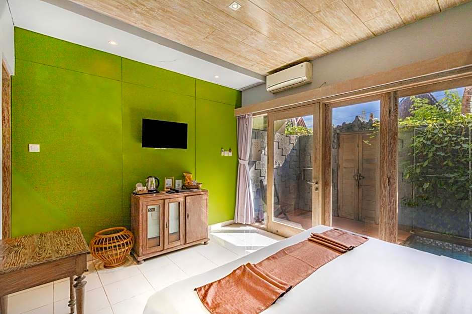 ME Villa Kayu Tulang