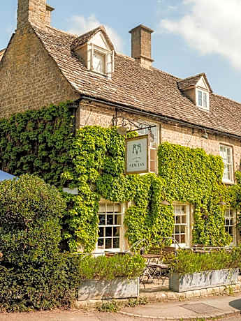 New Inn at Coln