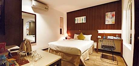 Superior King - No Window