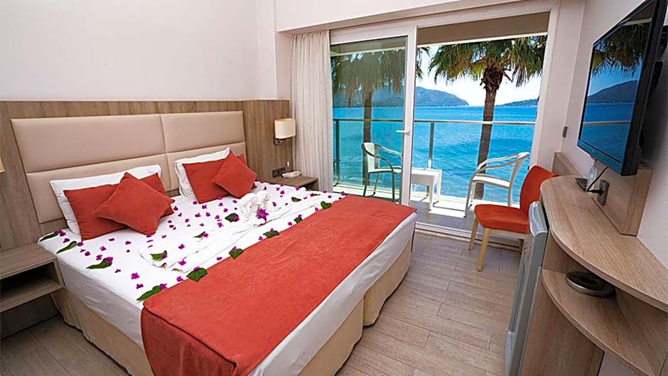 Begonville Beach Hotel - Adult Only