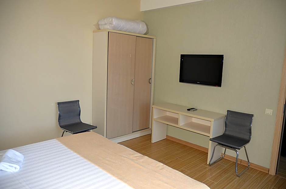 Legacy Hotel
