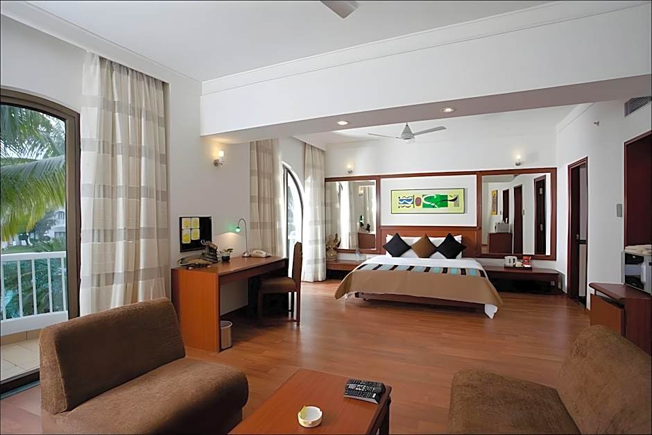 Lemon Tree Hotel Aurangabad