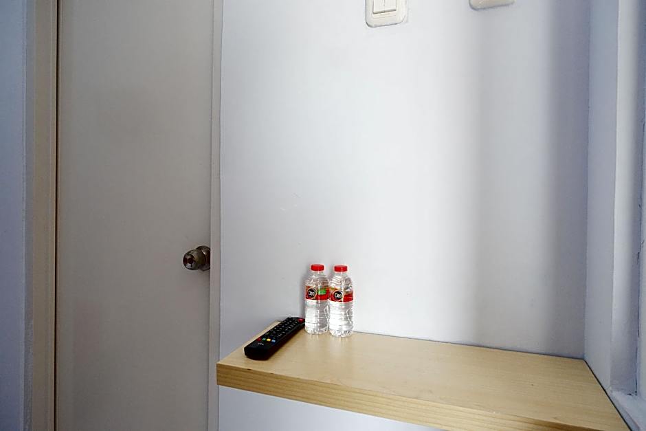 RedDoorz near Bandara Ahmad Yani Semarang