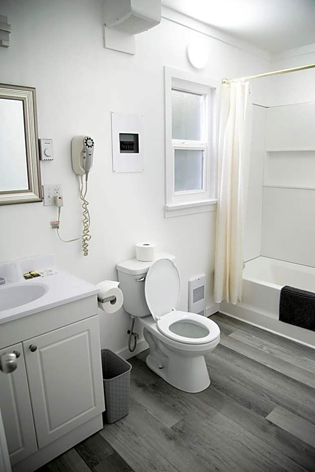 Westview Centre Motel Ltd