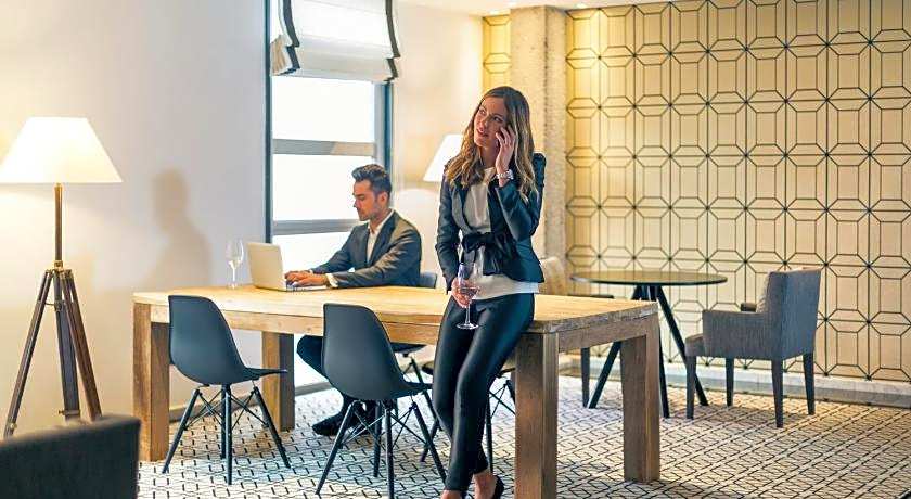 Mercure Bilbao Jardines De Albia