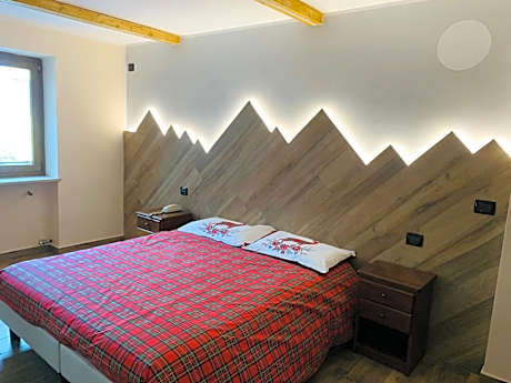 Twin Room with Shower