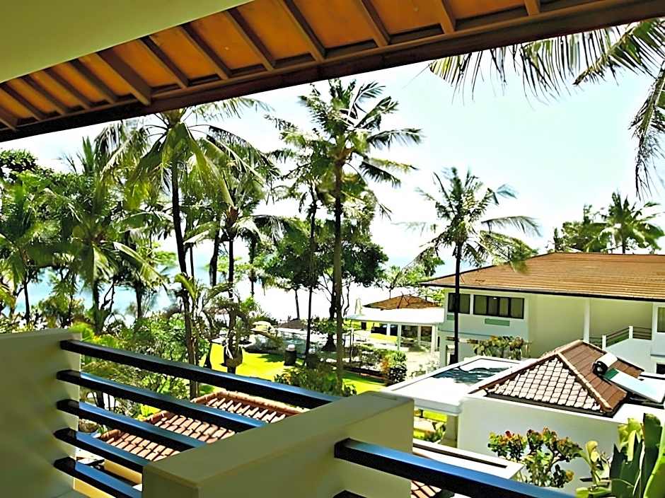 Legong Keraton Beach Hotel