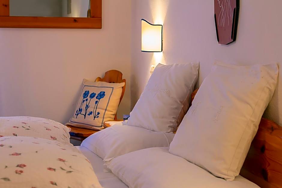 Digonera Historic Hotel B&B