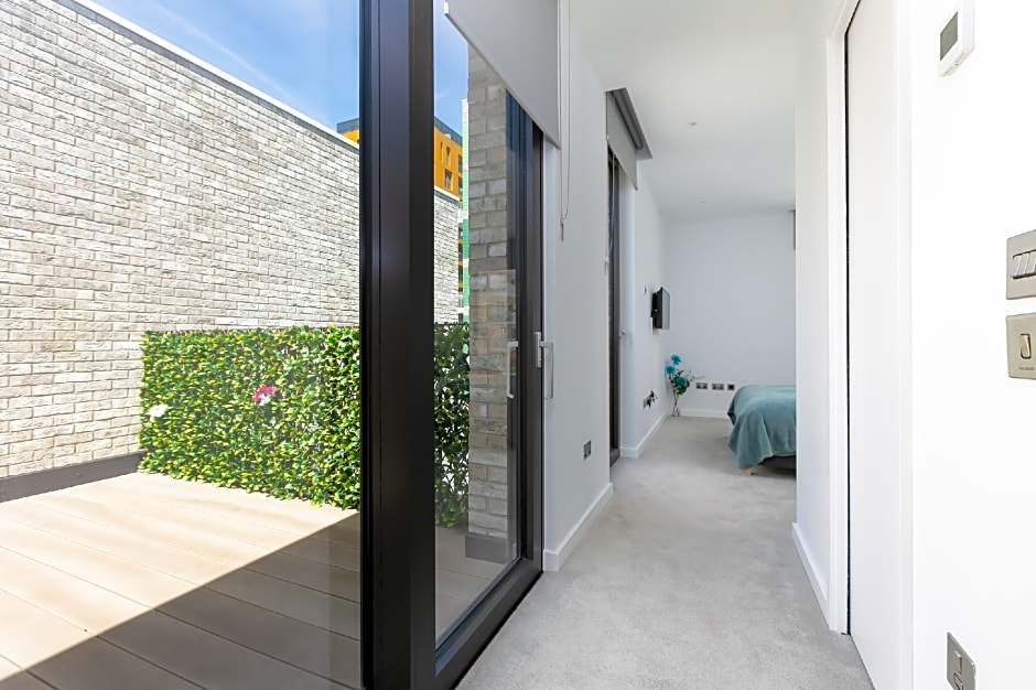 LT Greenwich 3 Bed Townhouse