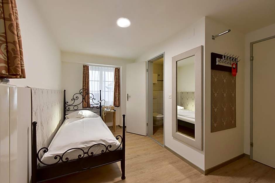 Hotel Hirschen & Weinschenke