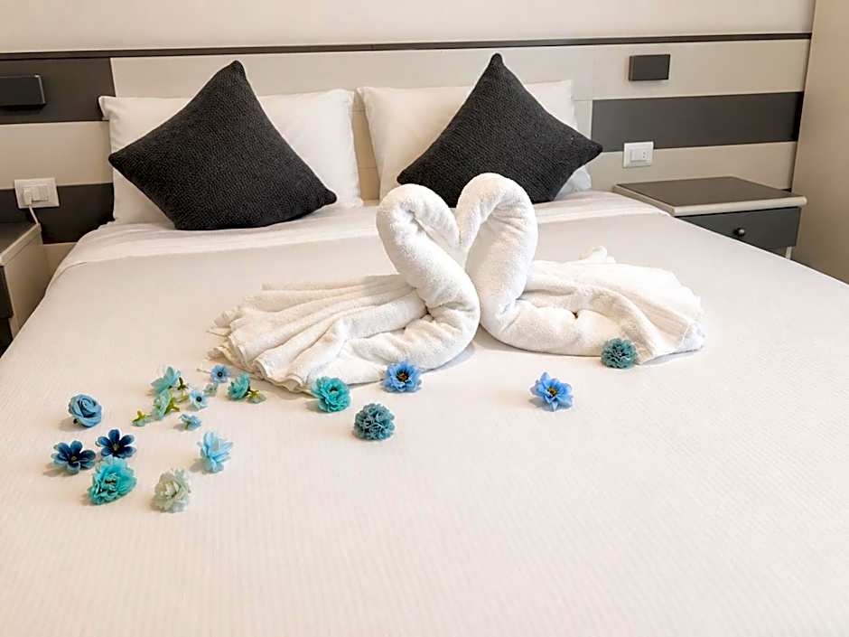 Athos Hotel