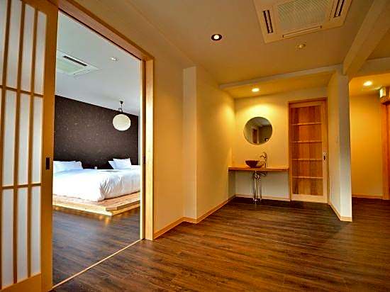 Nazuna Kyoto Nijo-jo