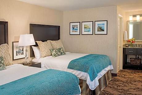 Queen Room with Two Queen Beds - Non-Smoking