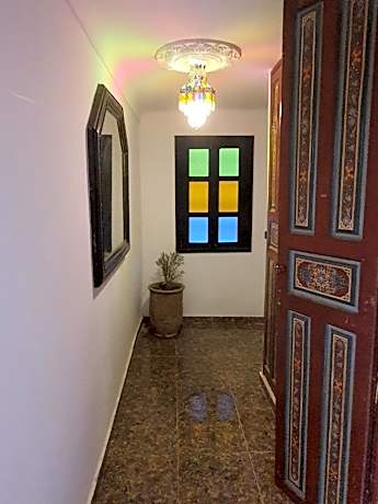 Deluxe Room (2 Adults + 1 Child)