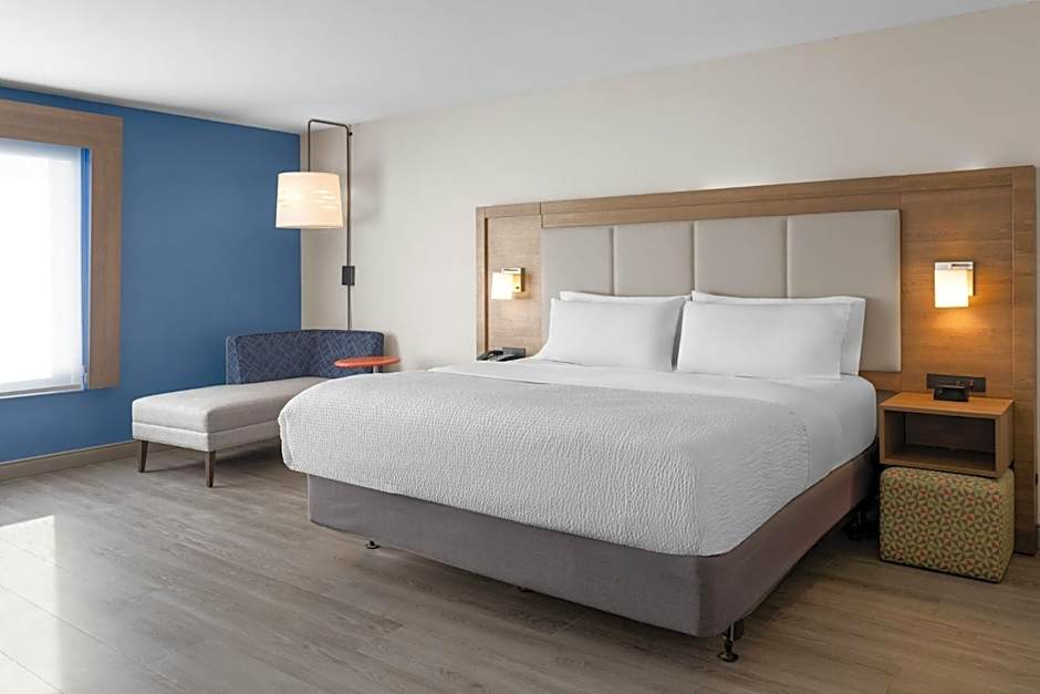 Holiday Inn Express & Suites Mt. Sterling North By IHG