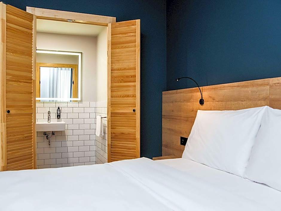 greet Tbilisi Center