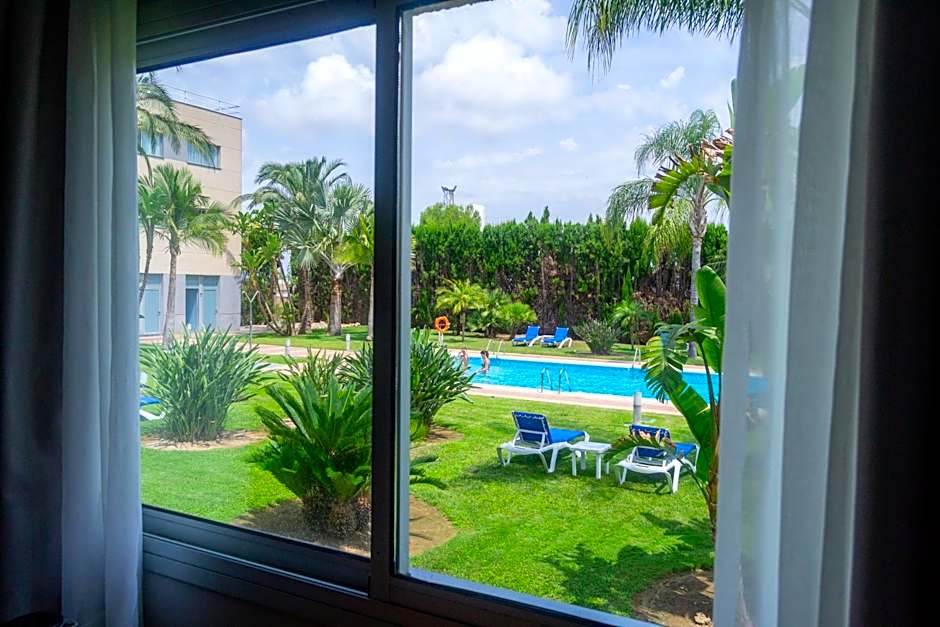 Ramada by Wyndham Valencia Almussafes