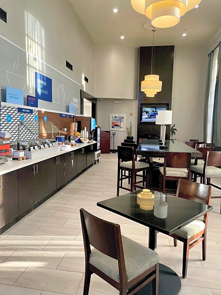 Holiday Inn Express Hotel & Suites Hermosa Beach By IHG