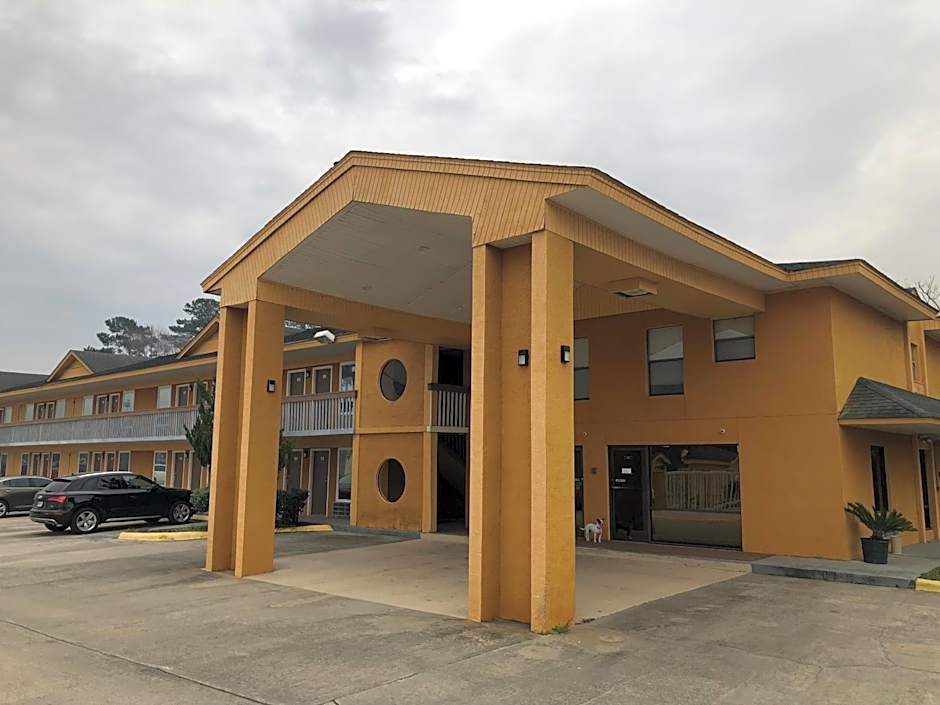 Americas Best Inn - Savannah I-95