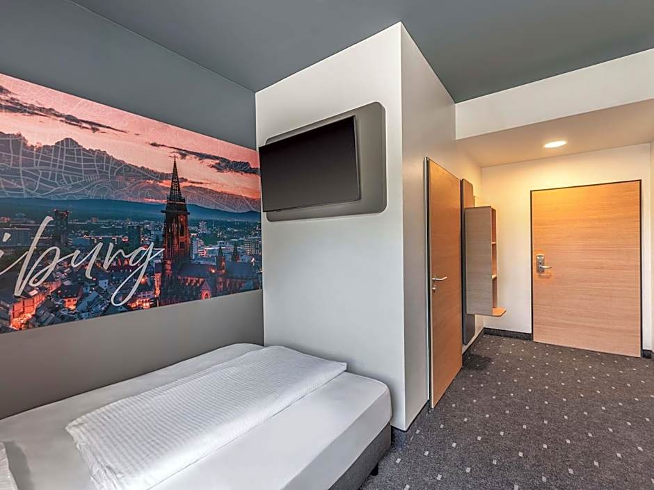 B&B Hotel Freiburg-Süd