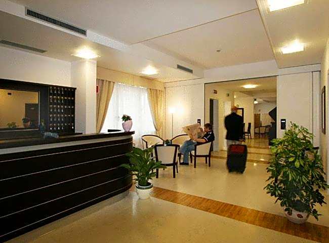 Hotel Mary