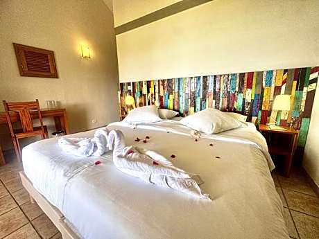 Standard Double or Twin Room with Sea View