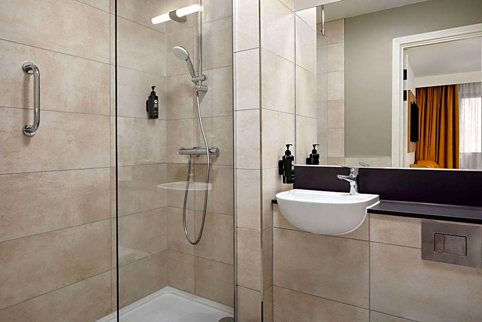 Super 8 by Wyndham Durham