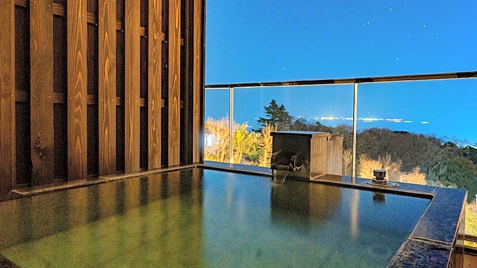 Omuro no mori Gyokusui - 13 years or older