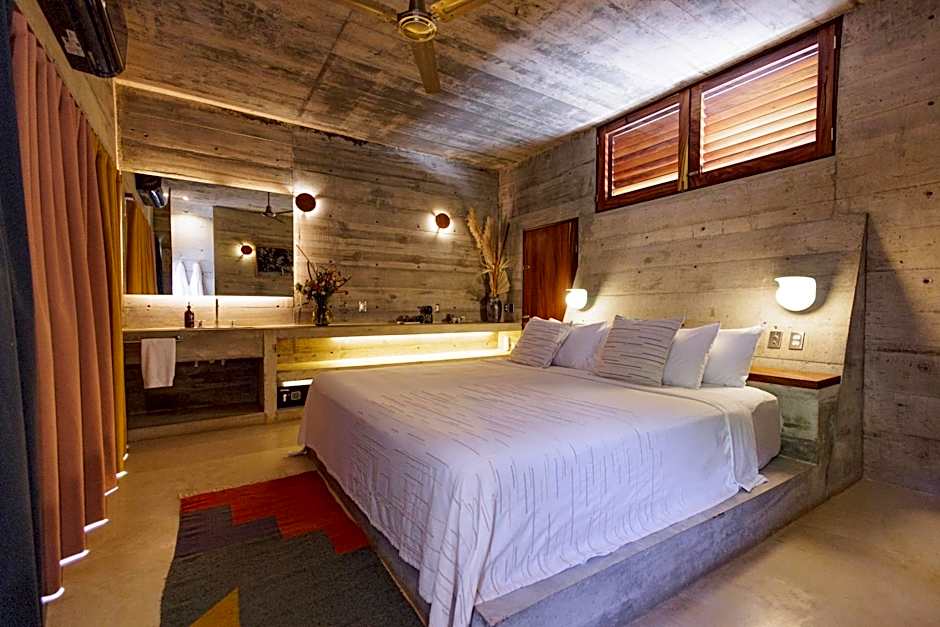 Casa TO - Adults Only