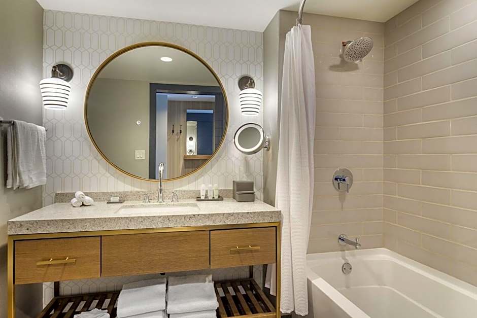 Omni Hotel at The Battery Atlanta