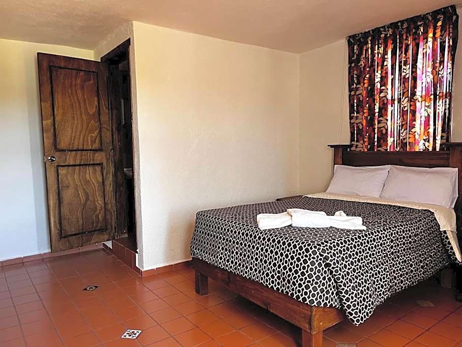 Hotel Renacer