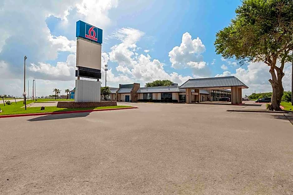 Studio 6 Port Lavaca, TX