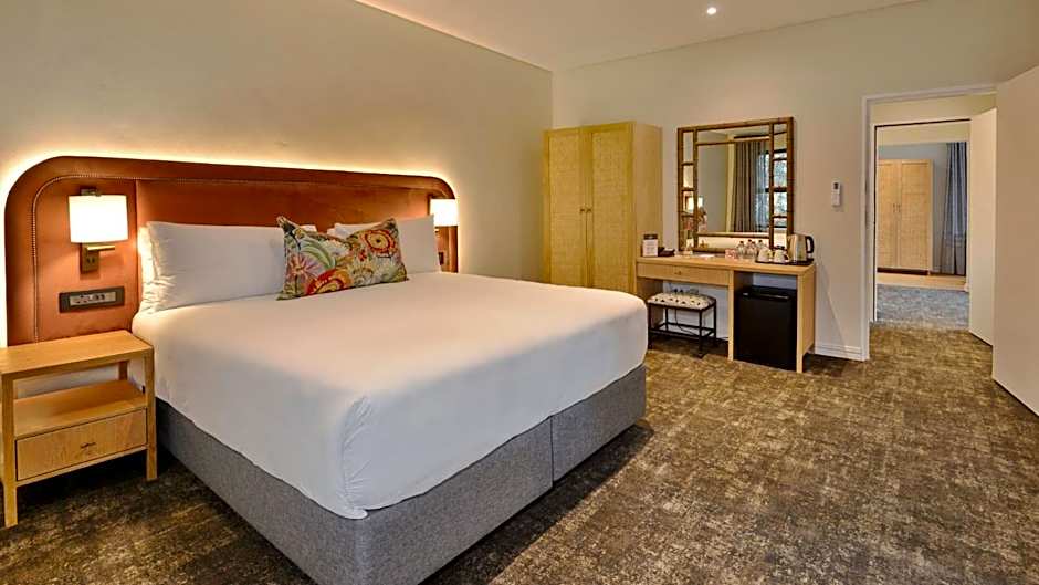 Hilton Homestead by ANEW