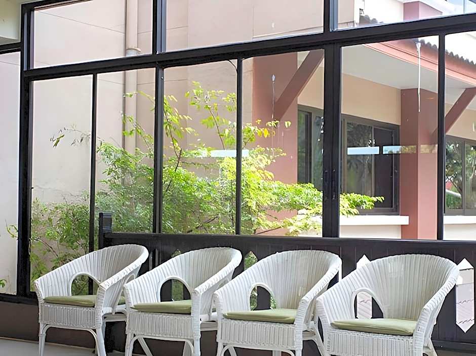 Ariya Inn