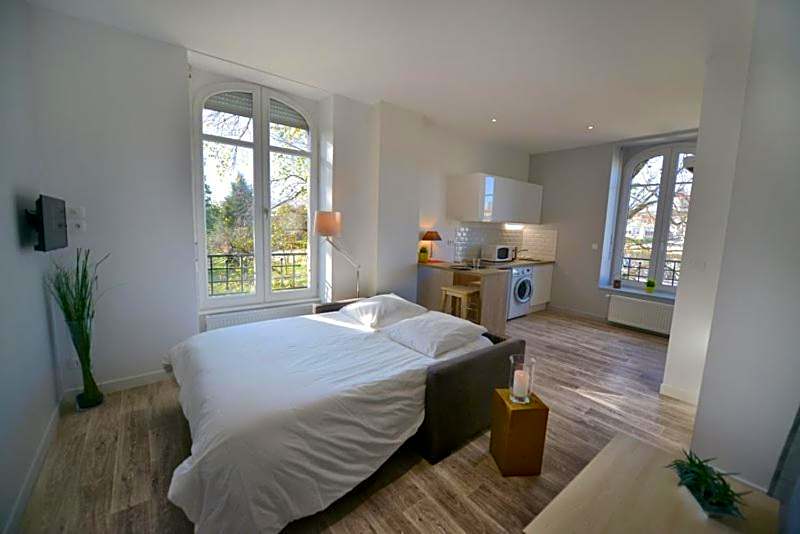 Photo 1 of 9 of Superior Apartment