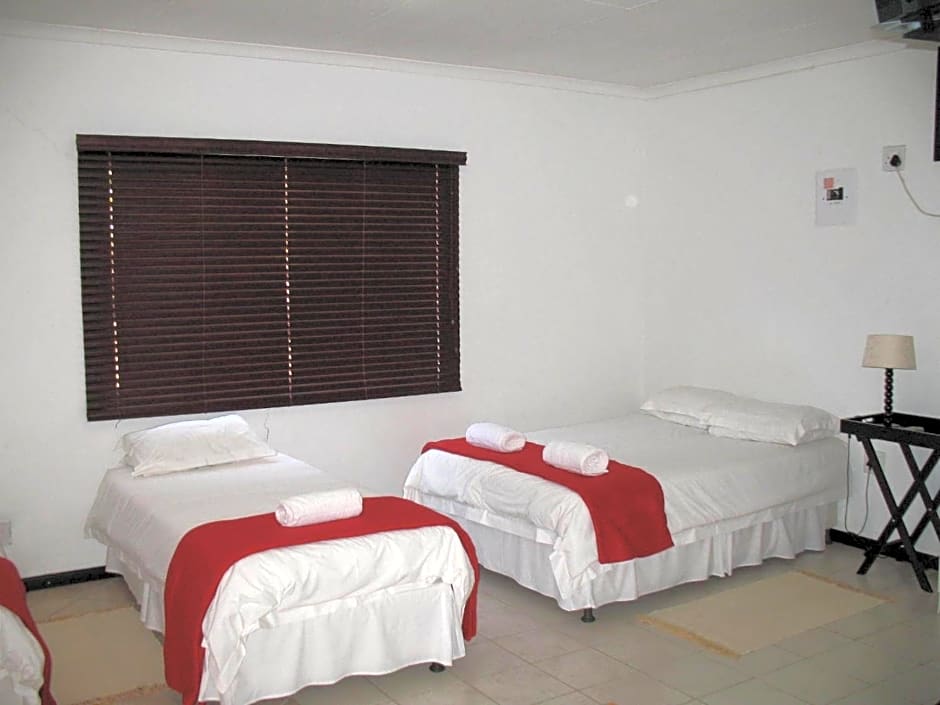 Photo 1 of 8 of 1 Bedroom Chalet