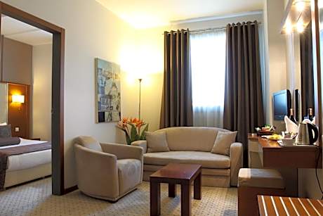 Suite Room