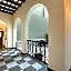 Decanter Hotel