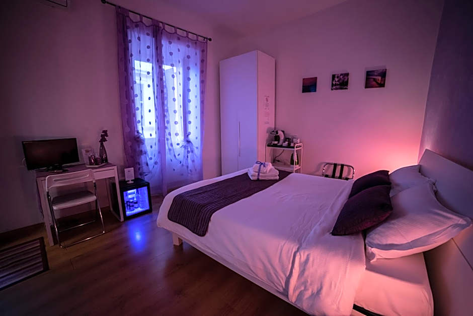 Galleria Frascati Rooms and Apartment