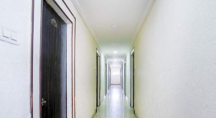 SPOT ON Hotel Hyderabad Continental