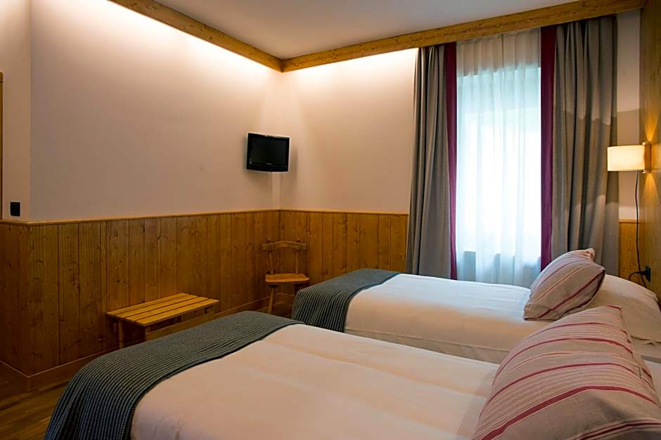 Albergo Ristorante Bucaneve