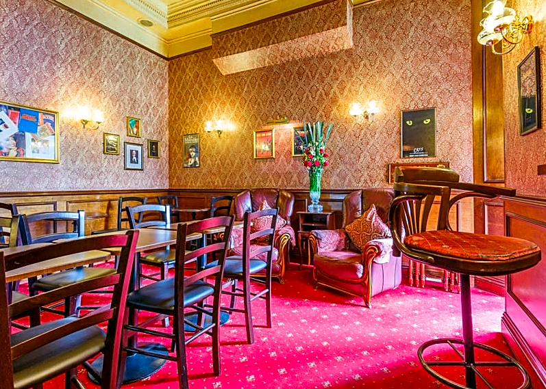 London Elizabeth Hotel