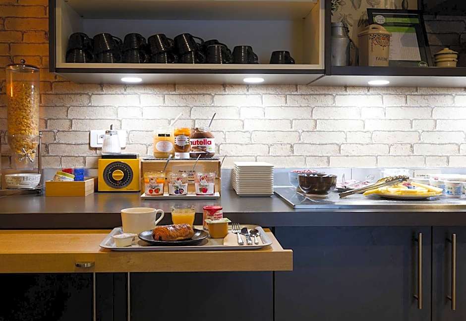 B&B HOTEL Reims Centre Erlon