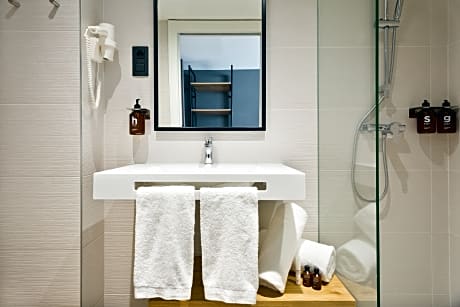 DOUBLE OR TWIN SUPERIOR ROOM WITH VIEWS