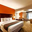 La Quinta Inn & Suites by Wyndham Bush Intercontinental Airport East