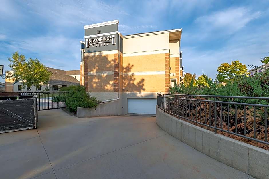 Staybridge Suites Middleton/Madison-West by IHG