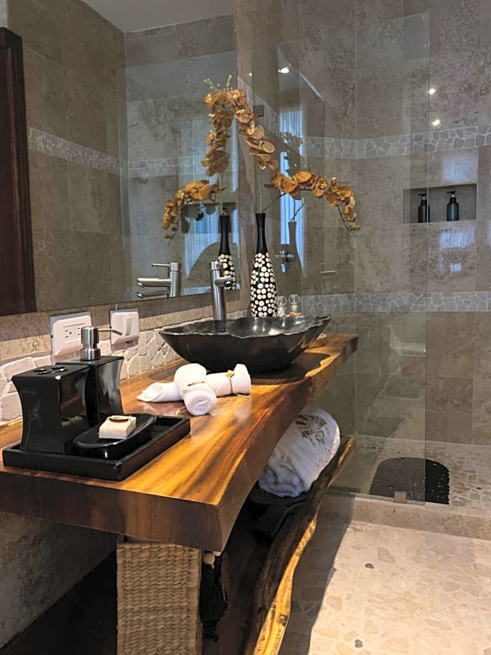 Muúnek Hotel Boutique Art & Spa, adults only